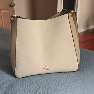 Kate Spade Leila Medium Triple Compartment Shoulder Bag In Beige Leather